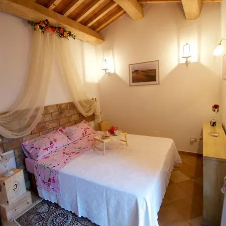 Holiday home Case&colline Lorena *